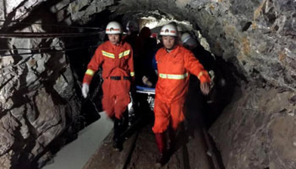 11 miners rescued in China 40 hours after mine cave-in