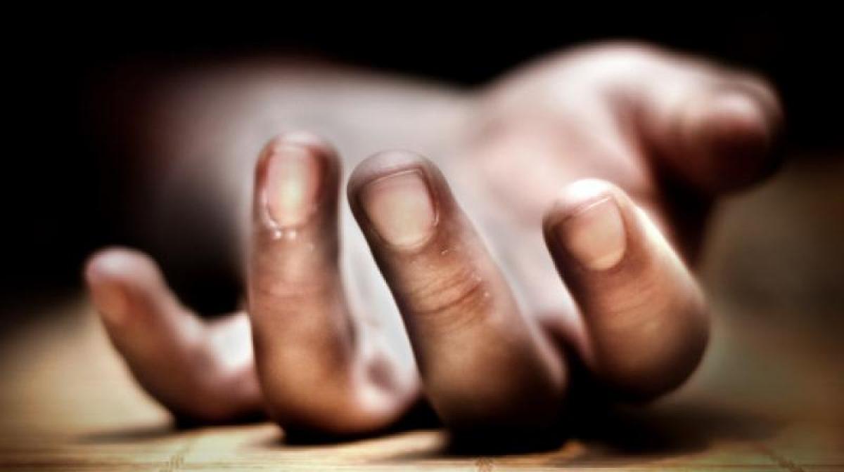 Jharkhand: CRPF jawan commits suicide by slitting throat at temple door