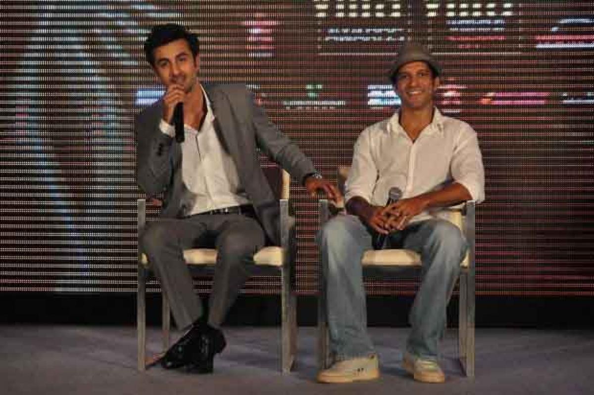 FIR registered against Farhan Akhtar, Ranbir Kapoor