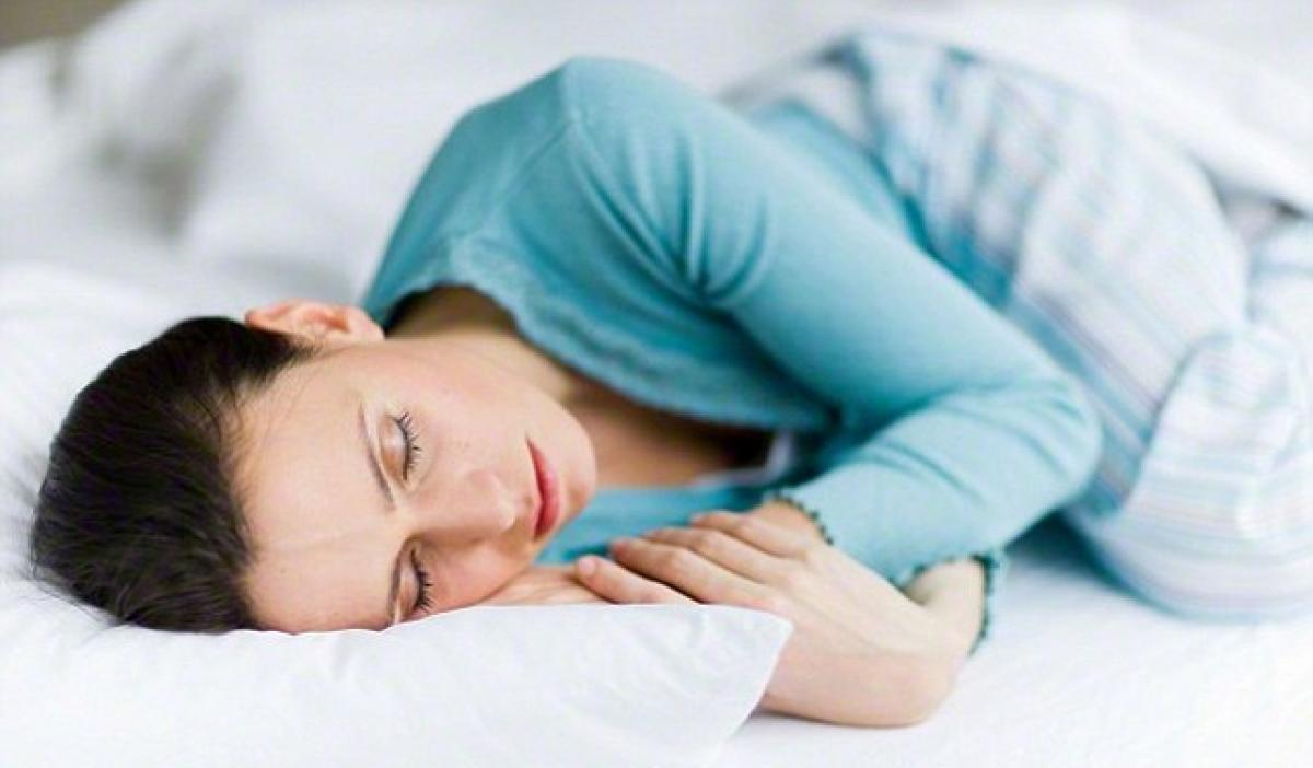 Sleeping position may cut Alzheimers risk