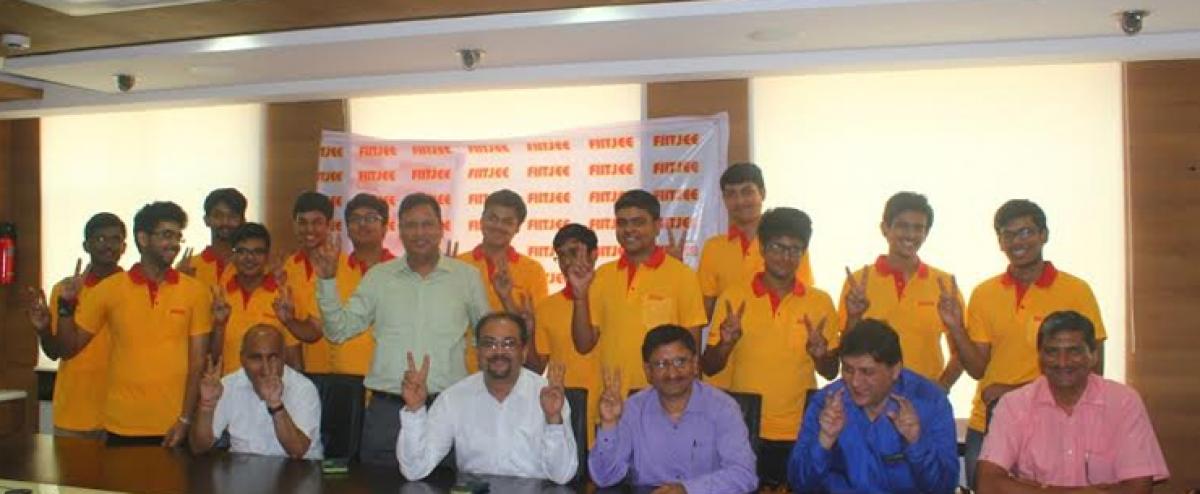 FIITJEE Delhi Students create history by bagging all top 10 Delhi State Ranks in JEE Advanced 2015