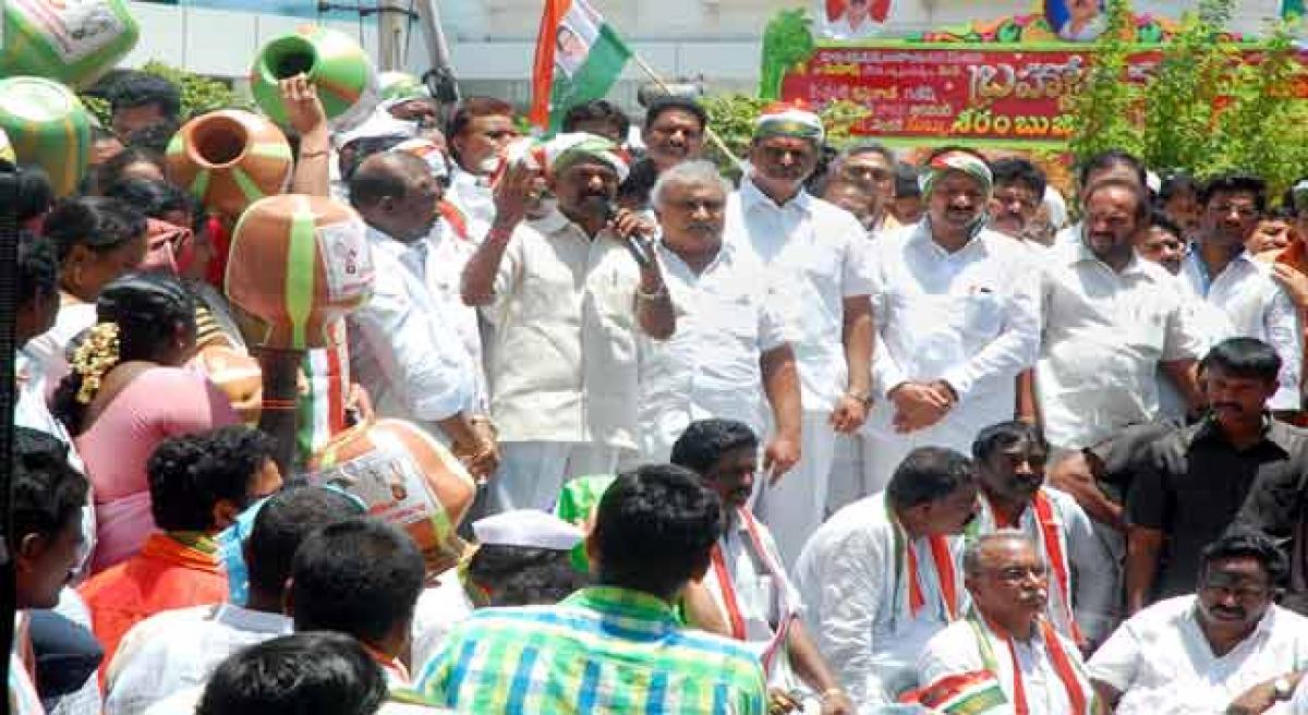 Congress slams Naidu’s silence