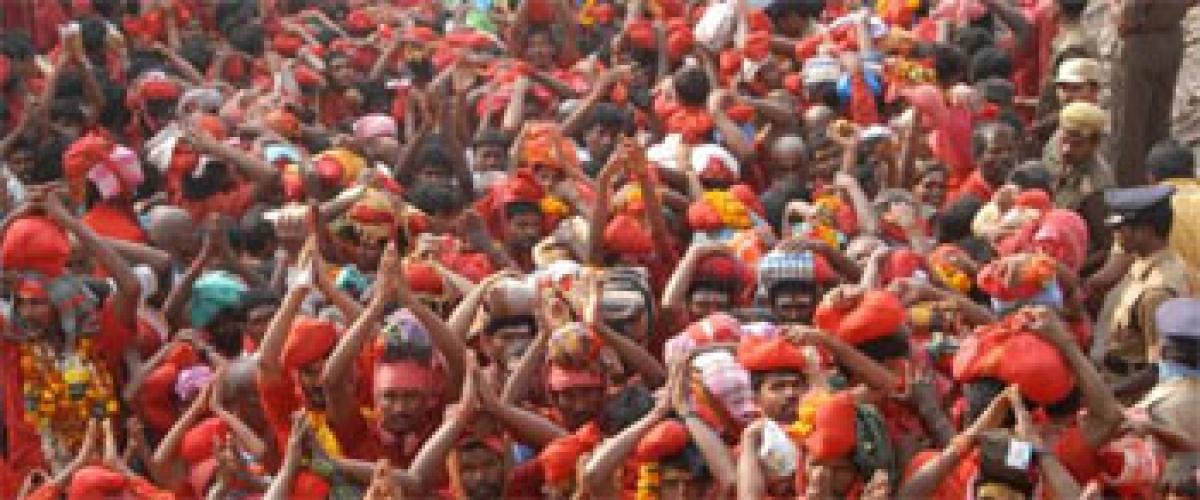 Bhavani Deeksha devotees sore over arrangements