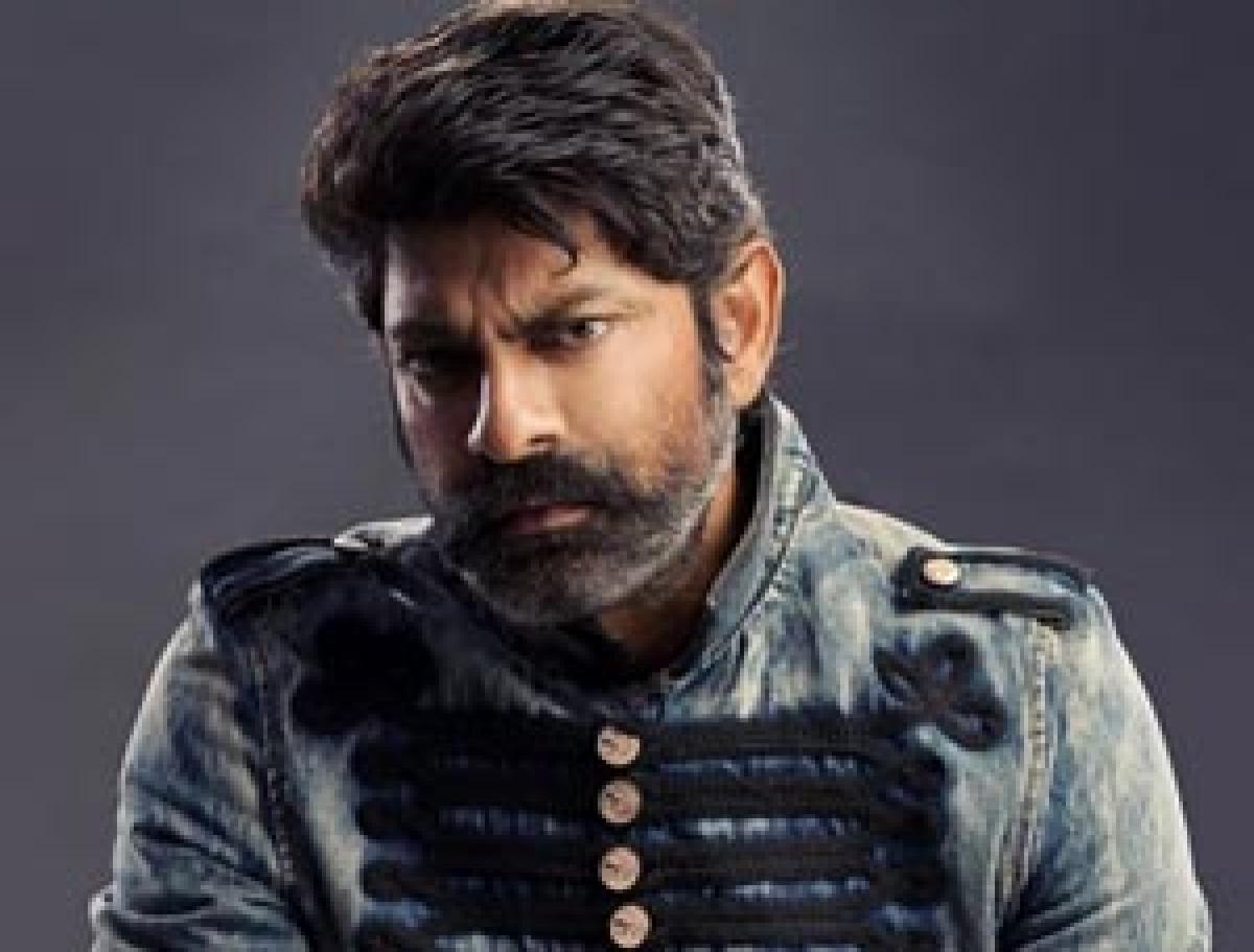 Jagapathi Babu is learning how to stay grounded from big stars