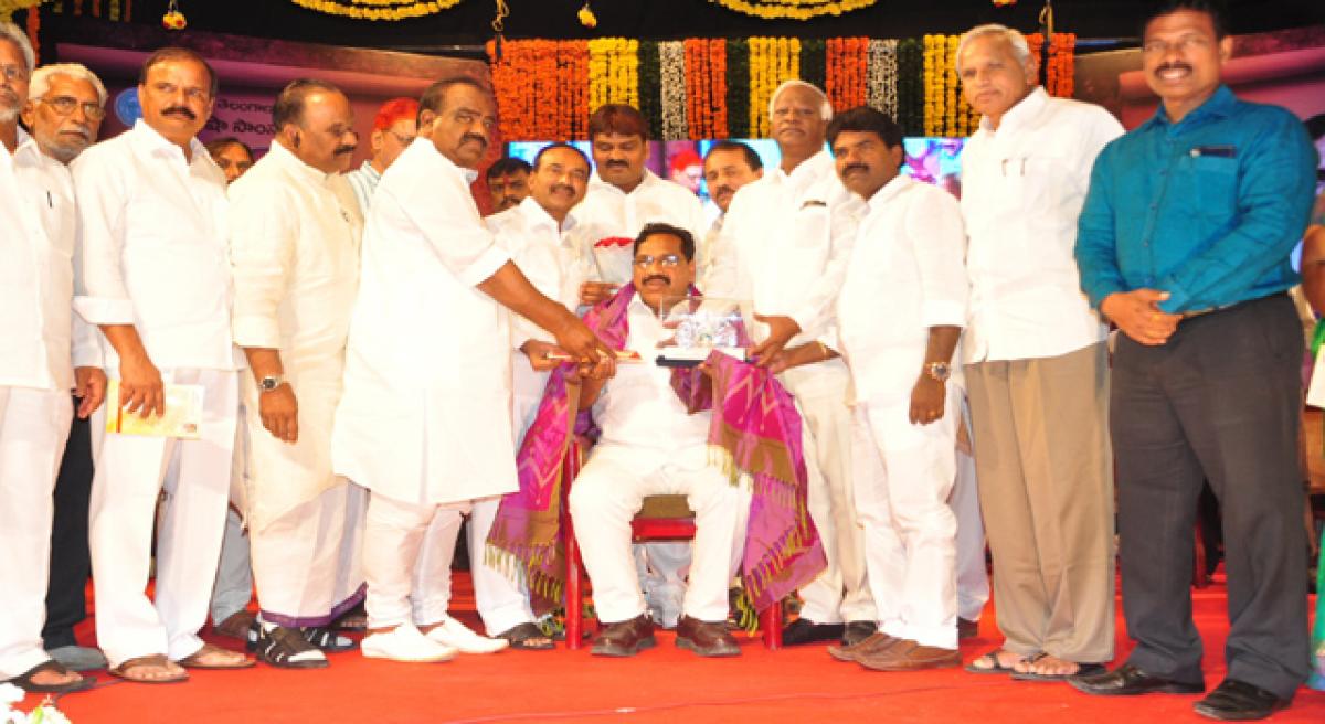 Goreti Venkanna gets Kaloji award