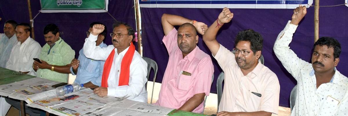 VVR Housing victims stage dharna
