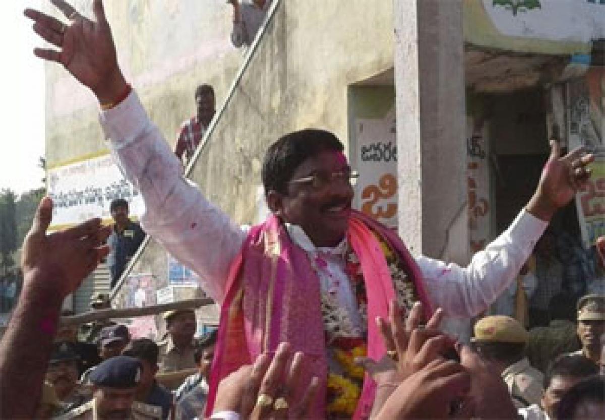 TRS wins 4, Congress 2 in MLC polls