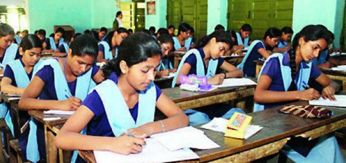 AAP govt mulls Jammers at examination halls in Delhi