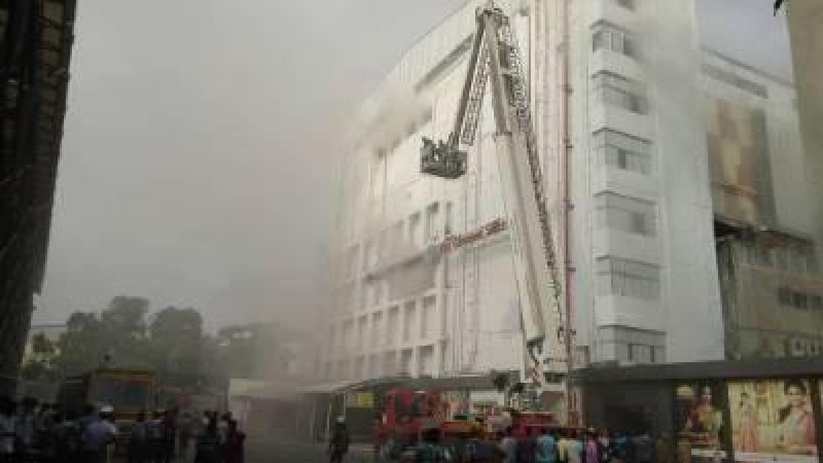 Chennai textile showroom fire continues for second day