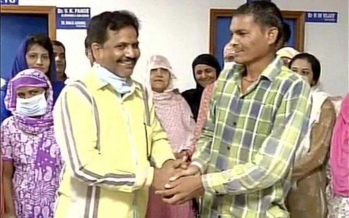 Muslim-Hindu men donate kidneys to each other’s wives