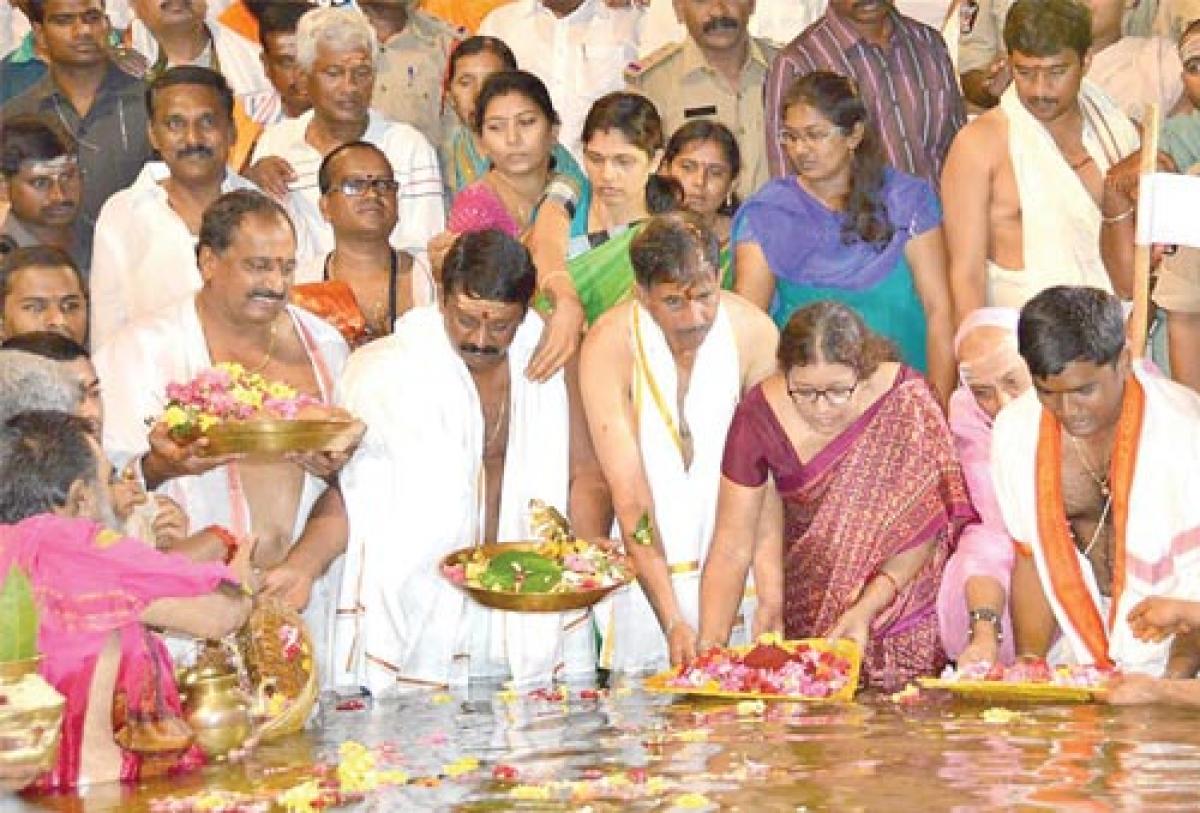 Fervour marks Krishna Pushkaralu