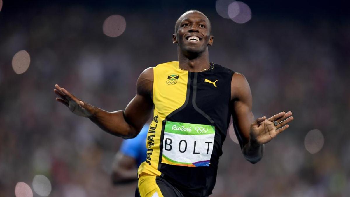 Usain Bolt announces himself 