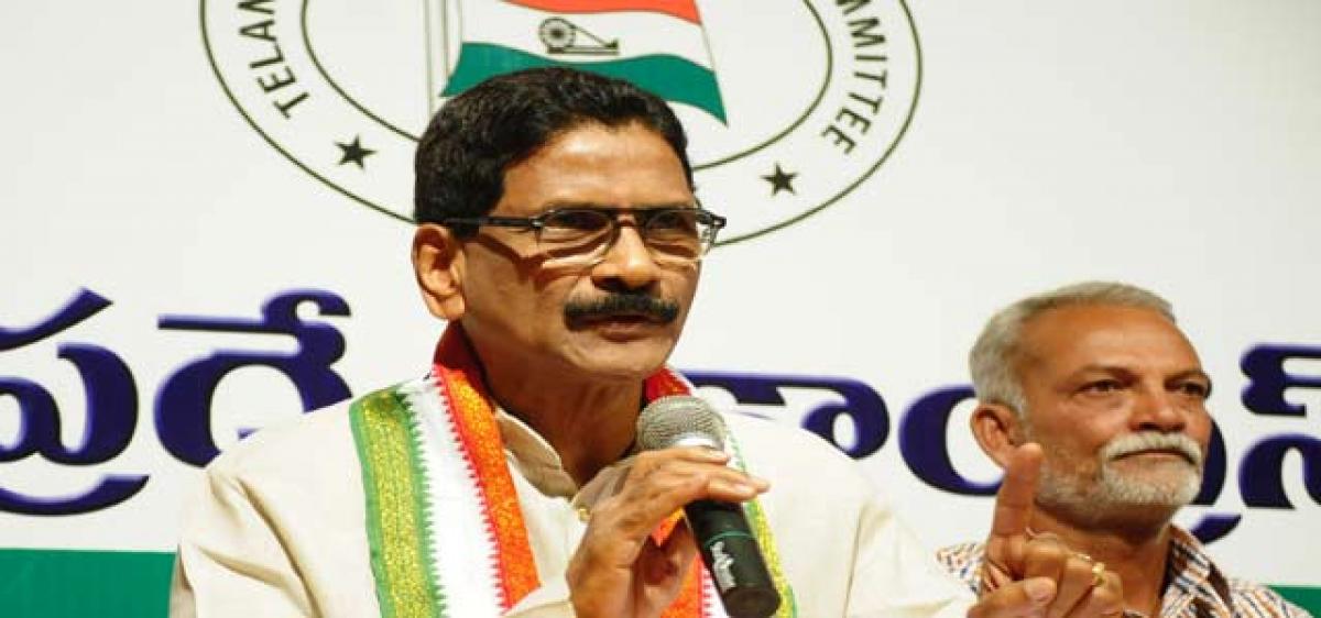 Congress points finger at Talasani