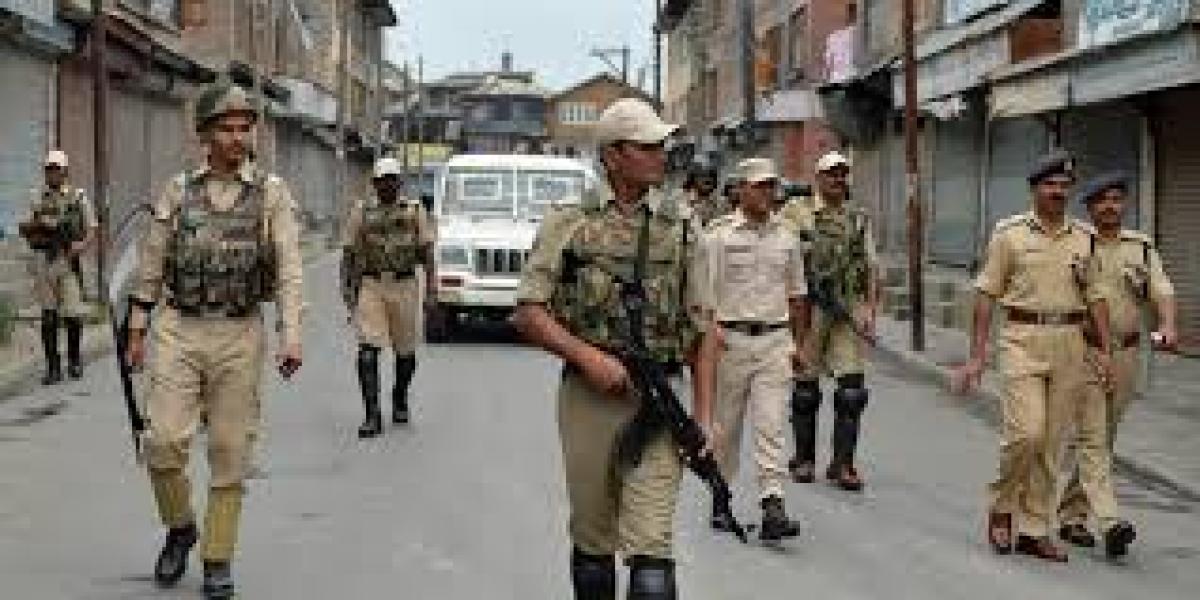 Curfew, restrictions continue in Kashmir