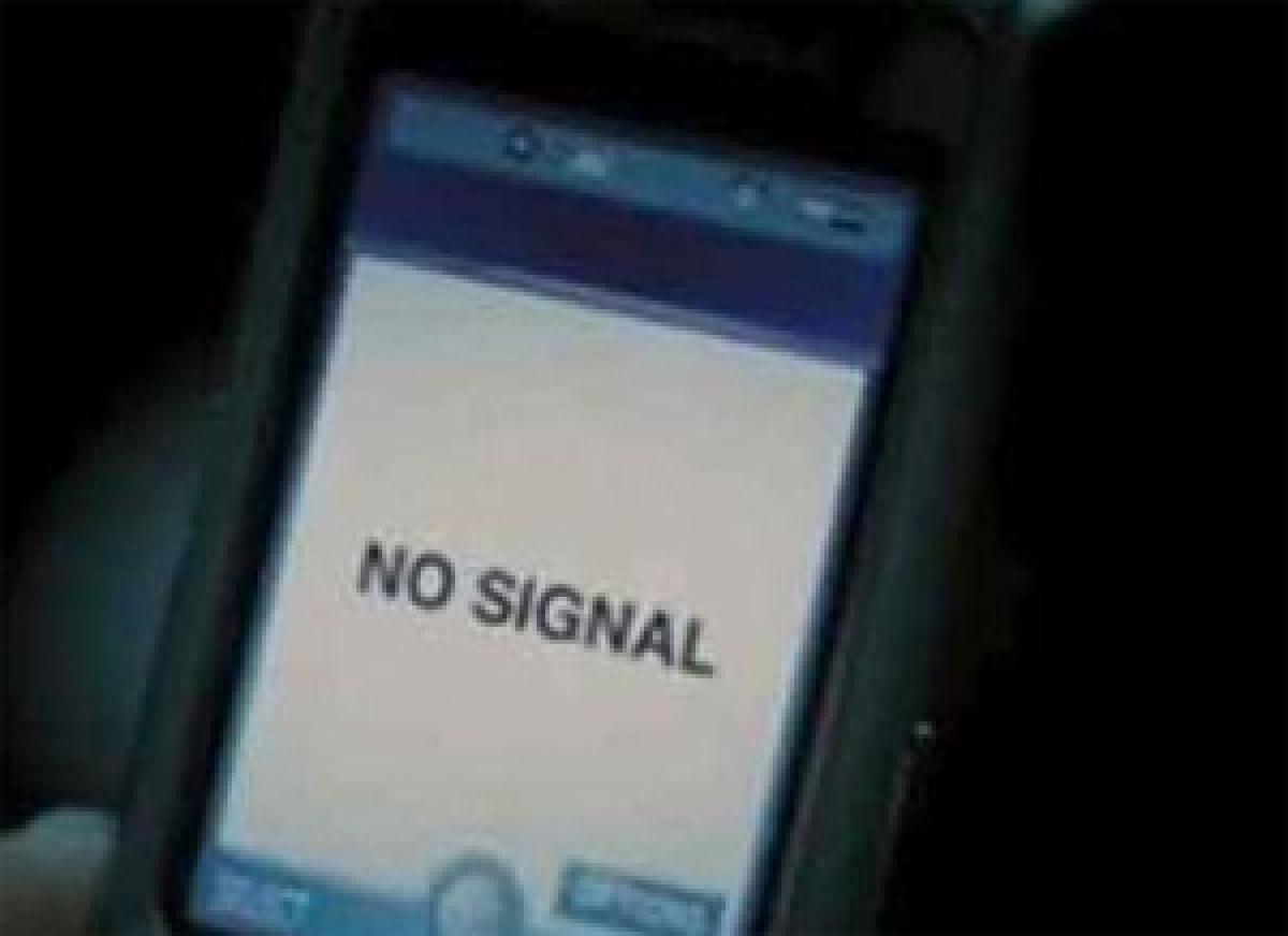 Mobile phone calls suspended in J&K