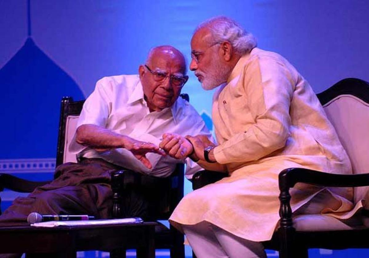 Jethmalani breaks up with Modi