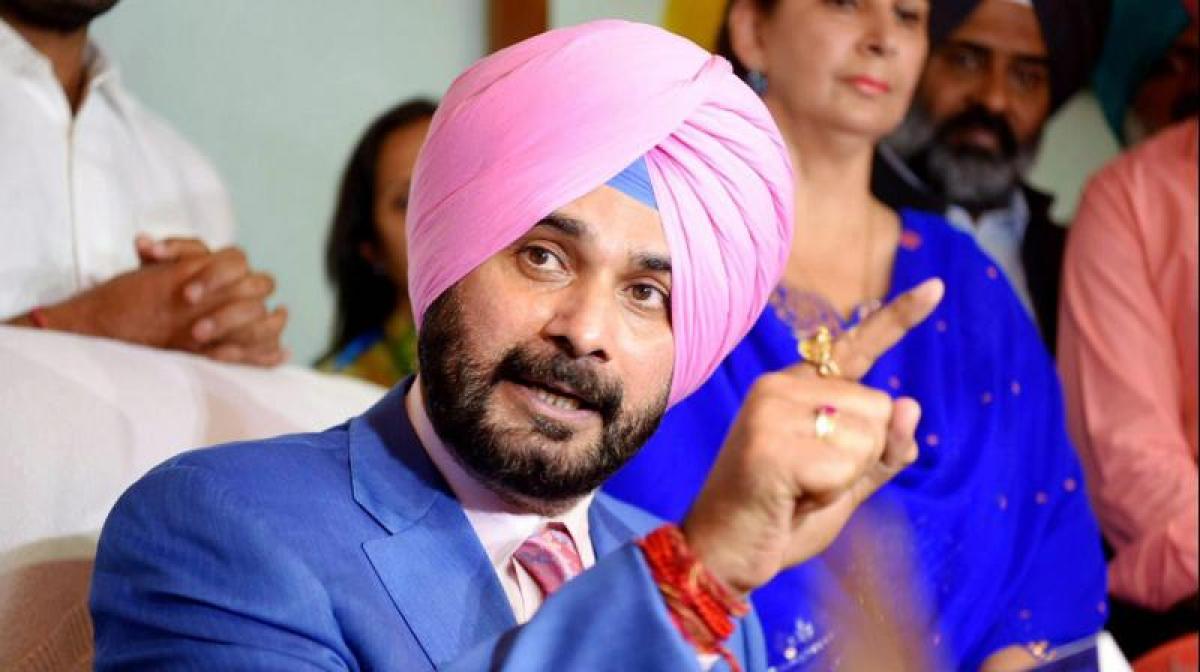 Navjot Singh Sidhus show okay if rules allow, says Amarinder Singh