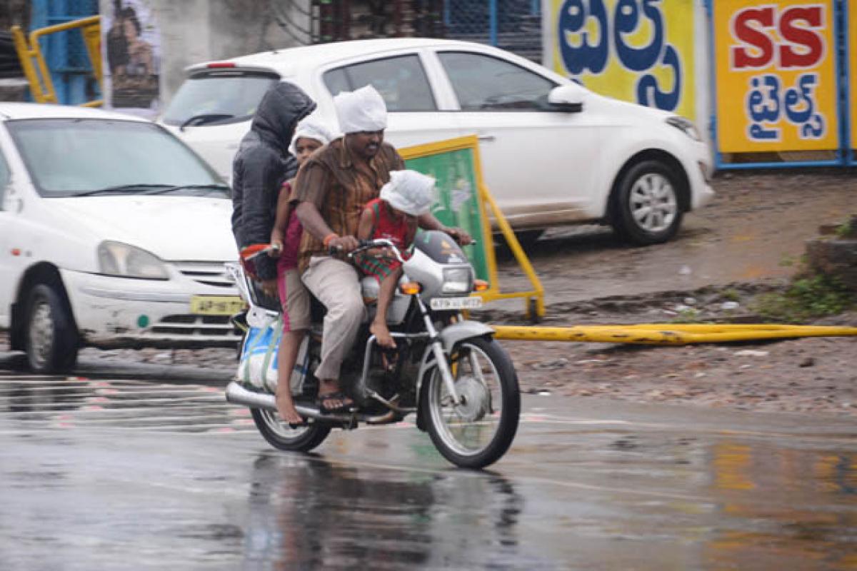 Heavy rains disrupt life