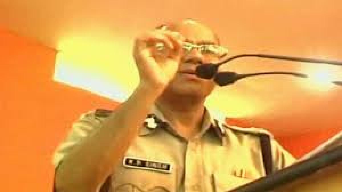 Haryana top cops shocker, says common man can kill criminals!