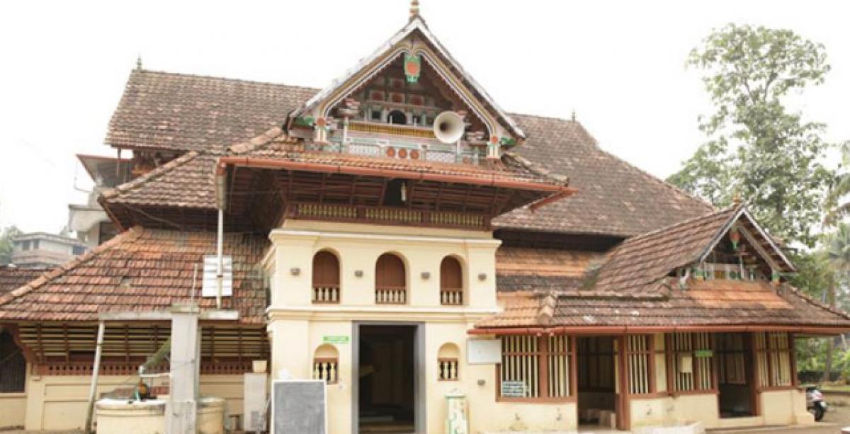 Women allowed to enter 1000-year-old Kerala mosque, but with conditions