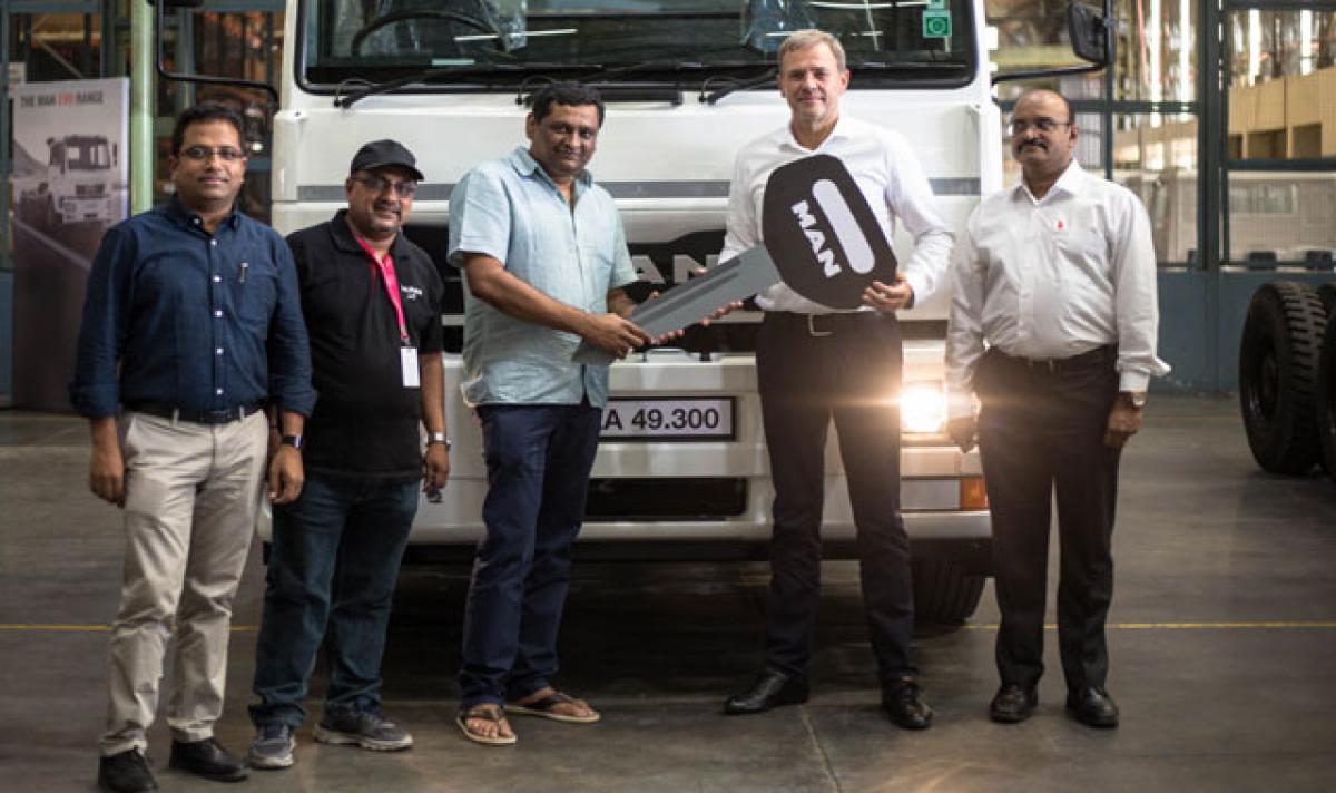 Man Trucks rolls out 25,001st  truck from Pithampur facility