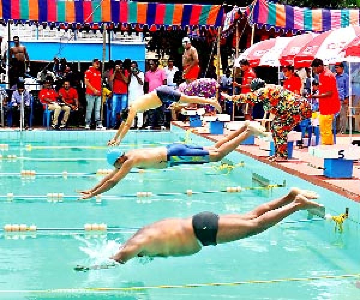 Krishna teams bag aquatic championship