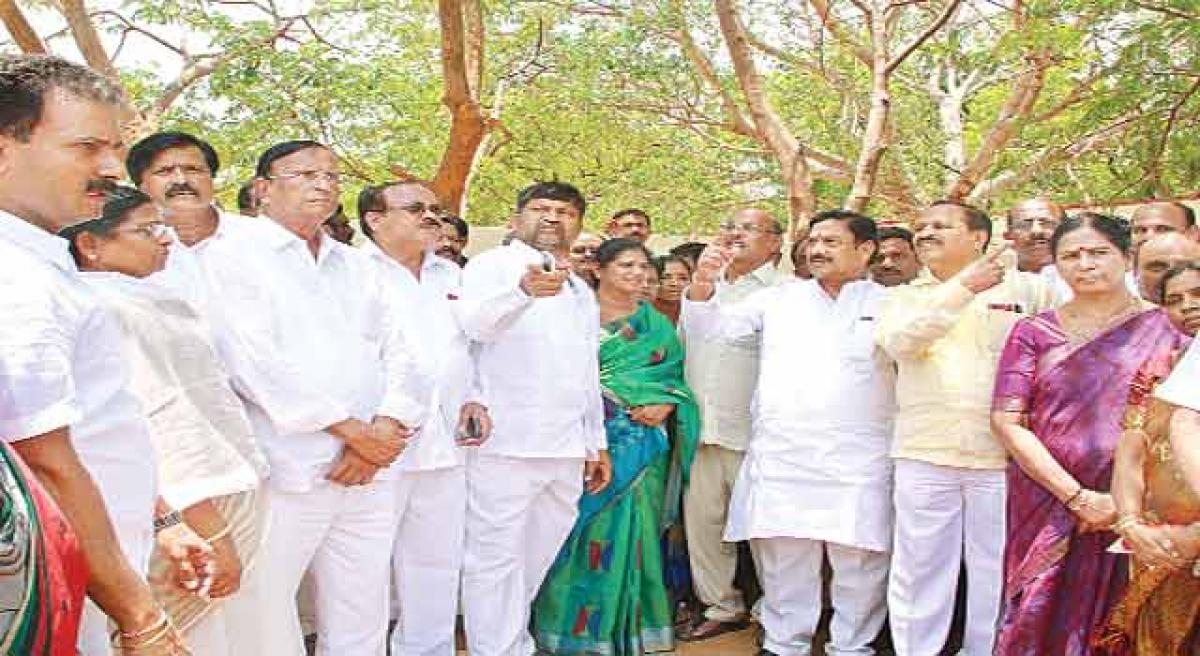 Mahanadu works gather pace