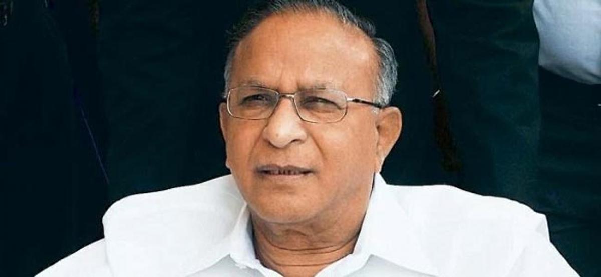 Jaipal Reddy criticises Budget; says it has disappointed all