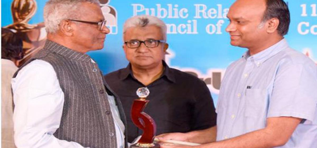 Narasimha Reddi bags lifetime achievement award