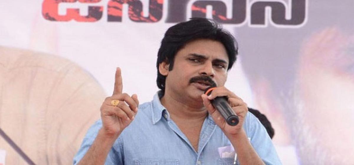 Centre biased against Telangana: Pawan Kalyan