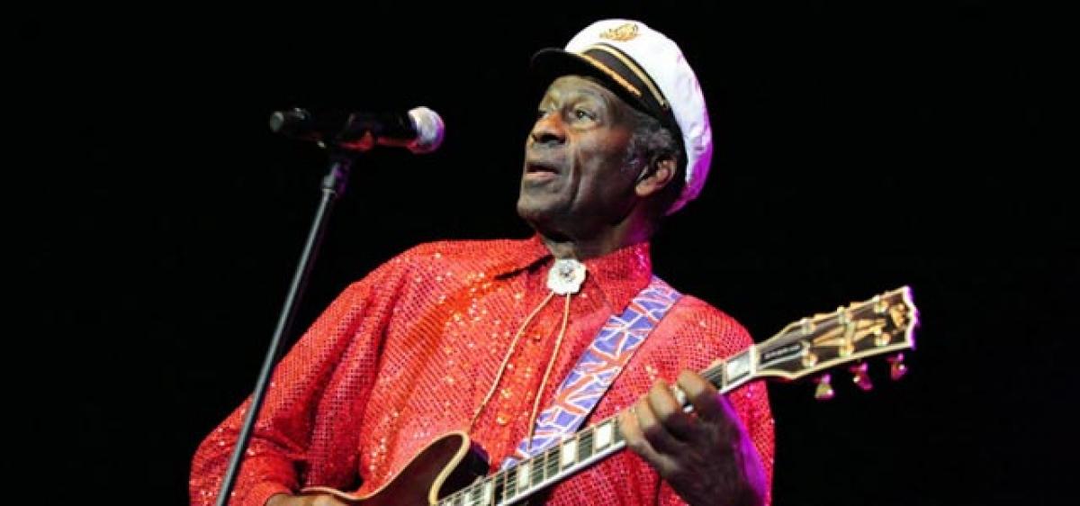 Rock-n-roll legend Chuck Berry dies at 90