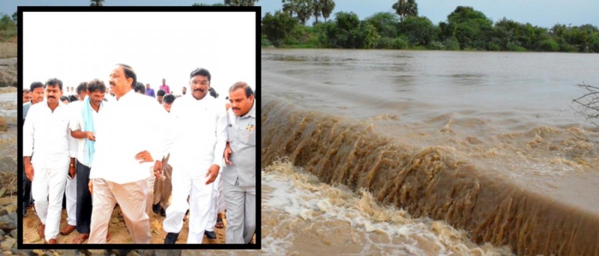 Officials told to speed up check dam works on Munneru Vagu