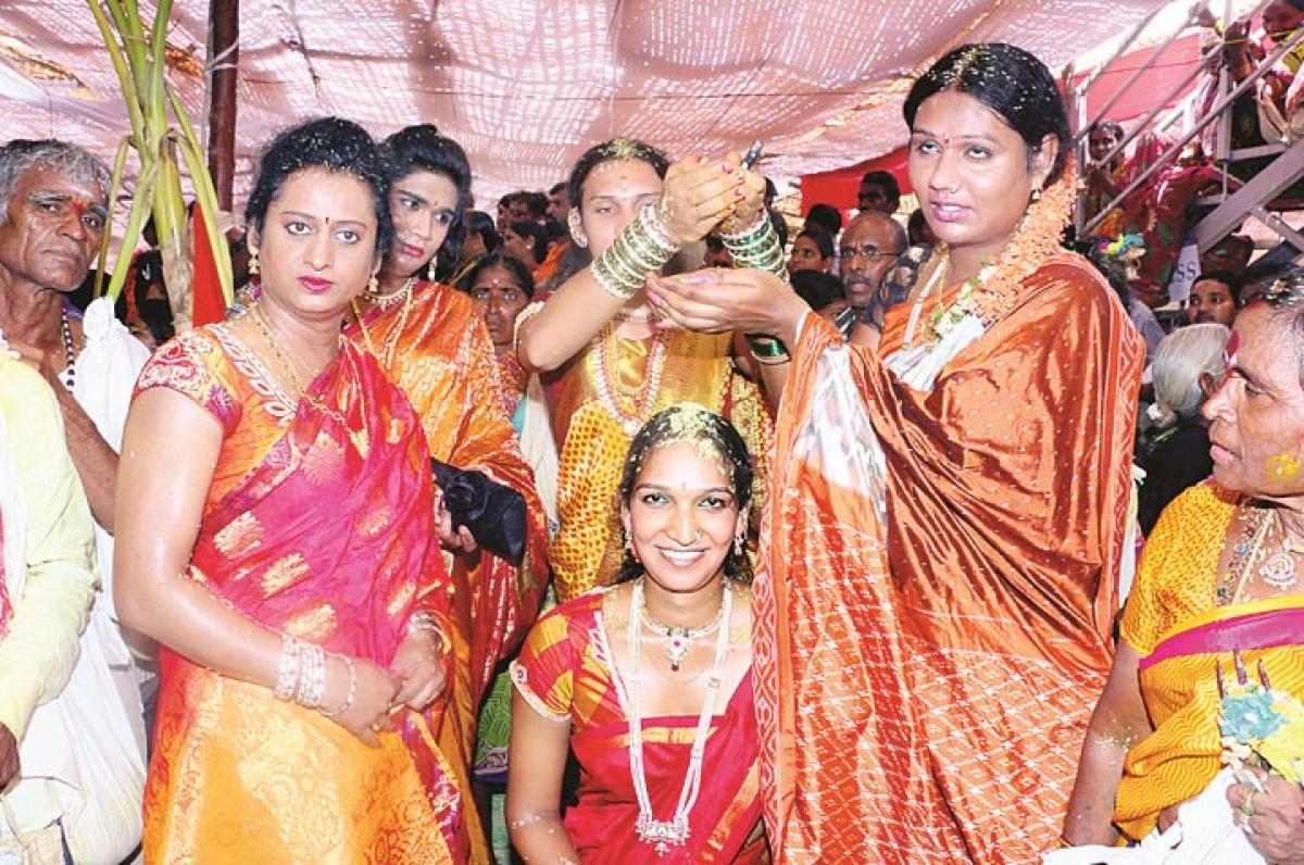 Transgenders marry Lord Shiva on Sri Rama Navami