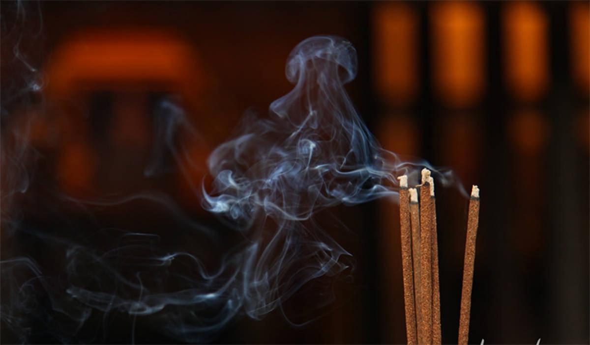 Incense smoke may cause same health effects as cigarettes