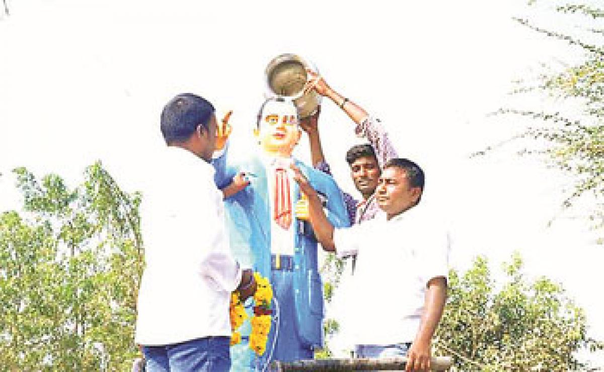 Ambedkar statue damaged; MRPS stages dharna