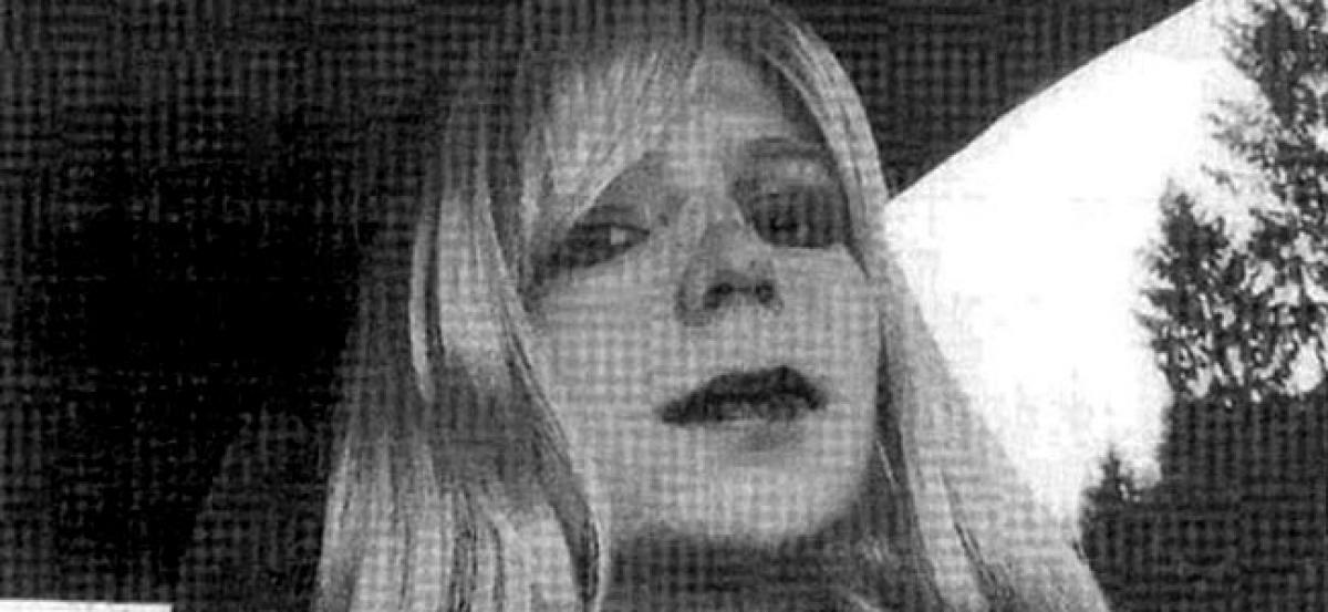 Despite reprieve, Chelsea Manning criticises Obama; faces Trumps ire