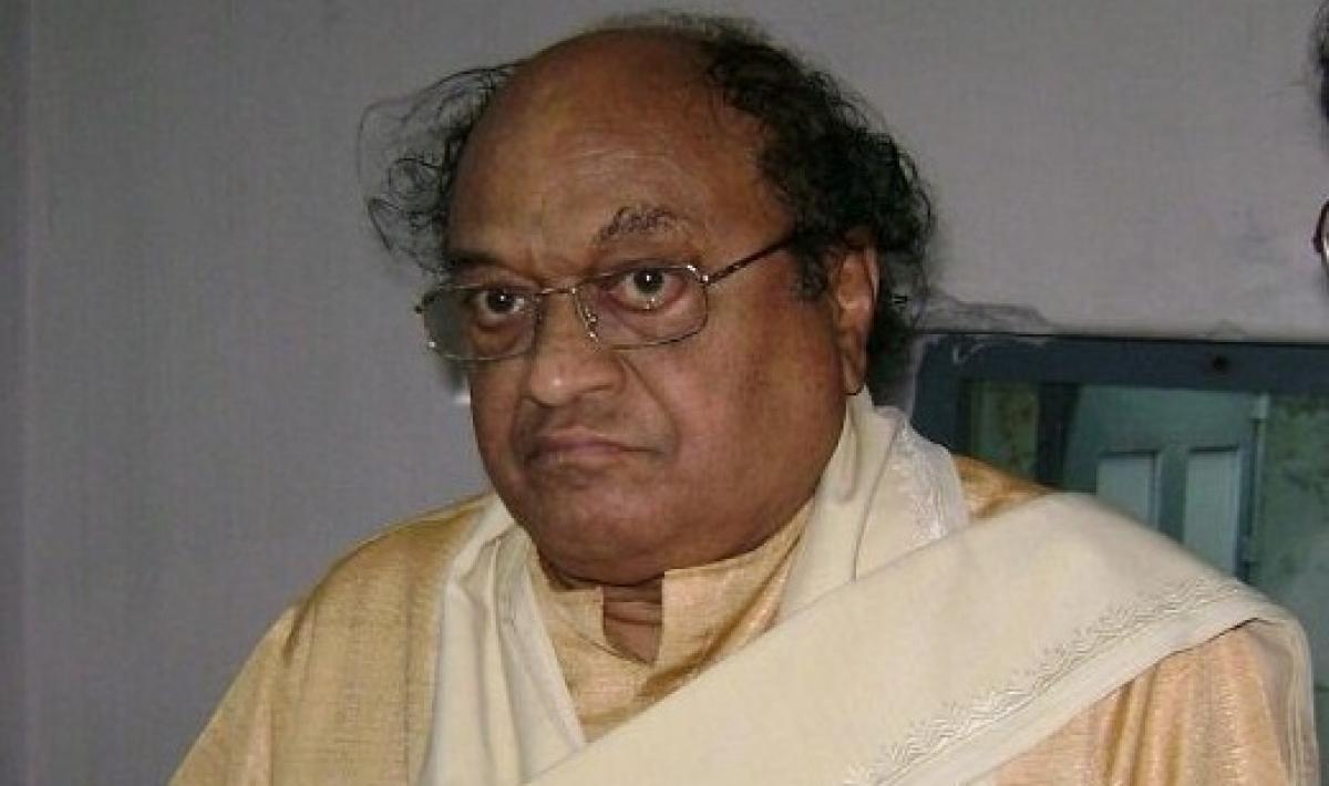 Tributes pour in for noted writer C Narayana Reddy