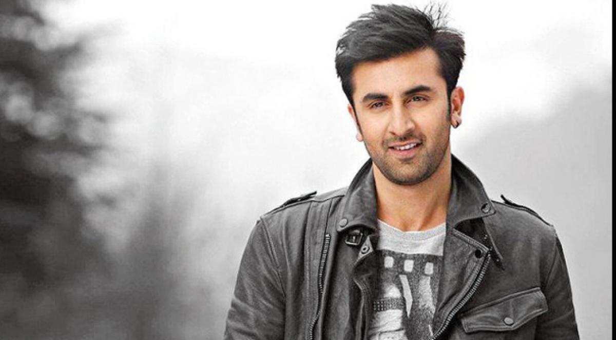 Ranbir Kapoor turns 34, B-town celebs pour in their wishes 