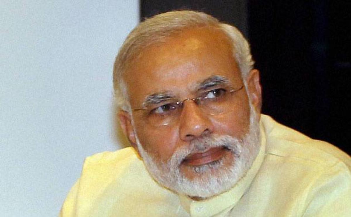 Modi bats for mandatory online filing of officers performance reports