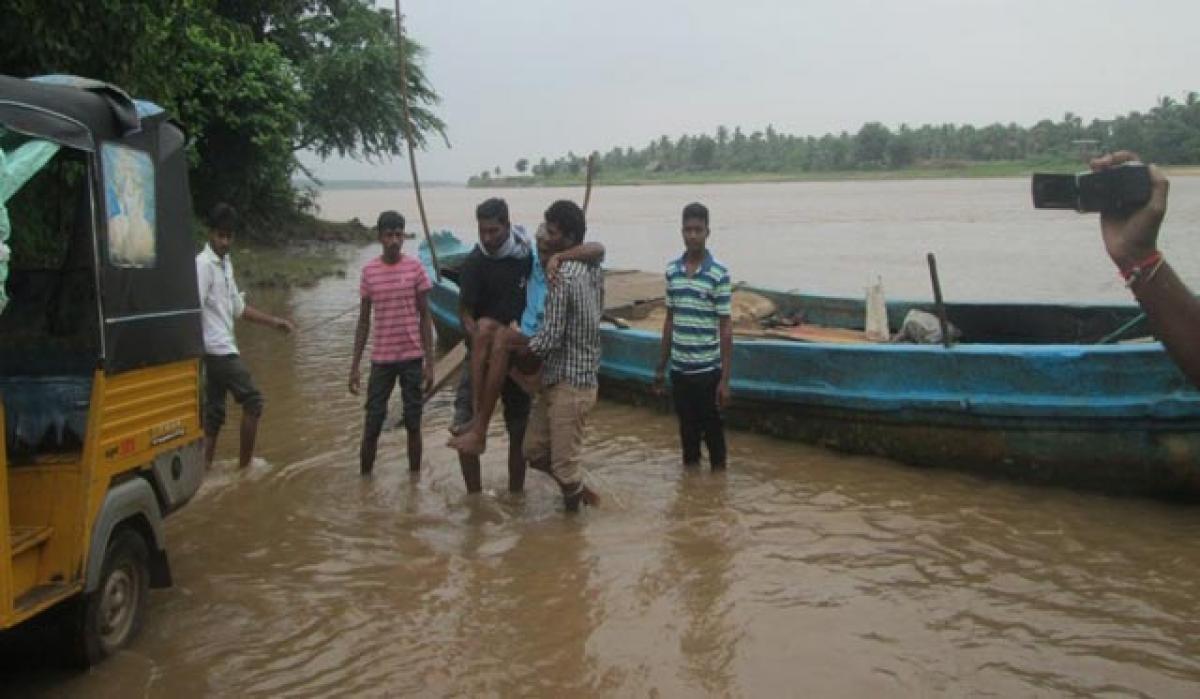 Godavari island villagers seek road bridge 