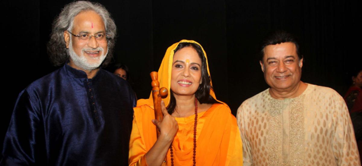 Singer-Actor Manisha A Agarwal, Padma Shri Anup Jalota, Vishwa Mohan Bhatt at Musical Play Main Hoon Meera in Mumbai