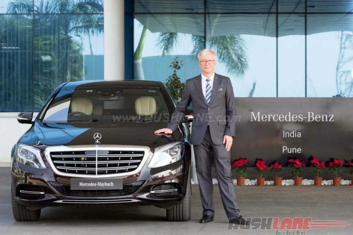 How many cars did Mercedes Benz sell in India in 2015-16?