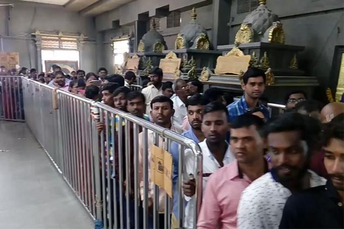 Heavy rush at Yadadri temple