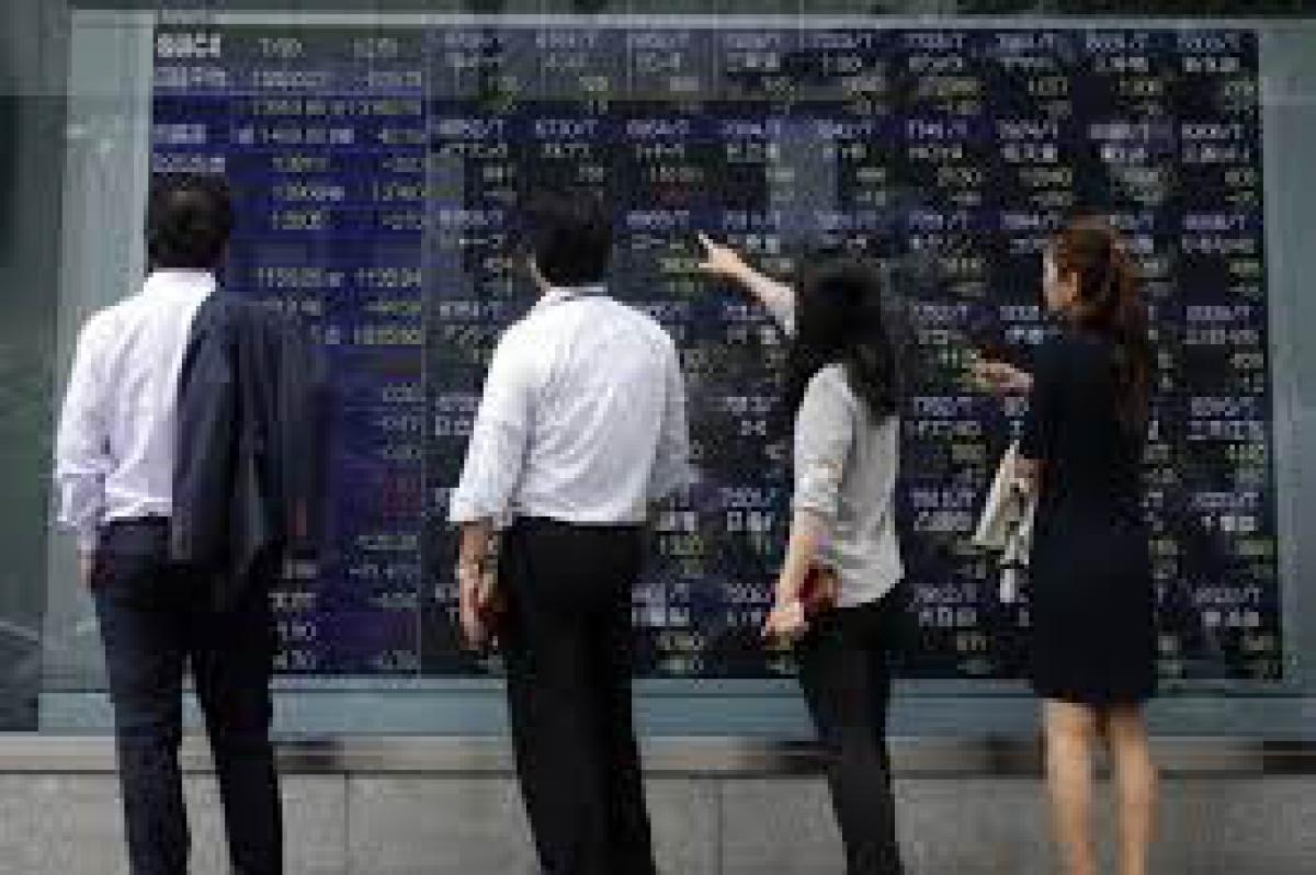 Tokyo stocks retreat in morning session