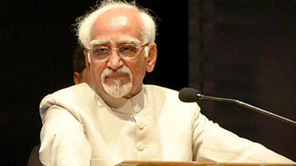 Attack on the freedom of press would jeopardise the citizens rights: Hamid Ansari