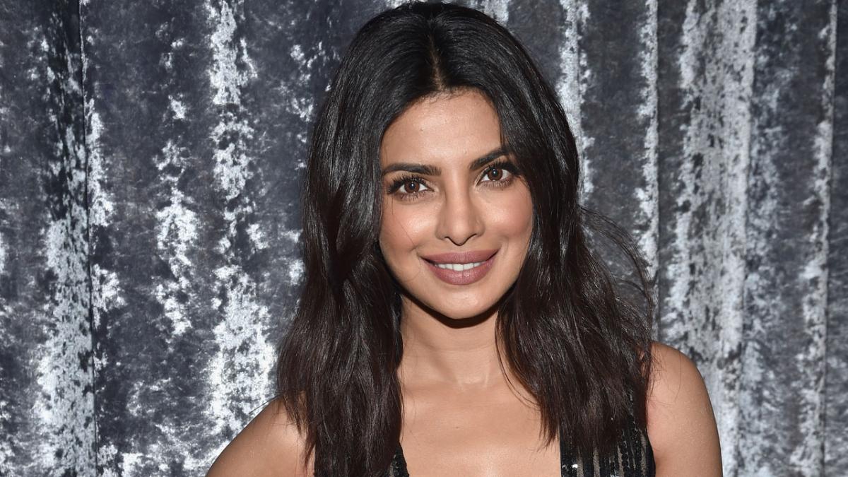 Priyanka denies relocating to LA, calls Mumbai her home