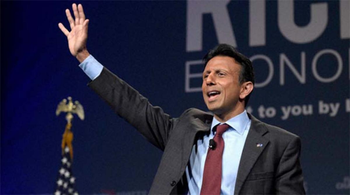 Bobby Jindal foes elbow to elbow in push-up contest with top foes