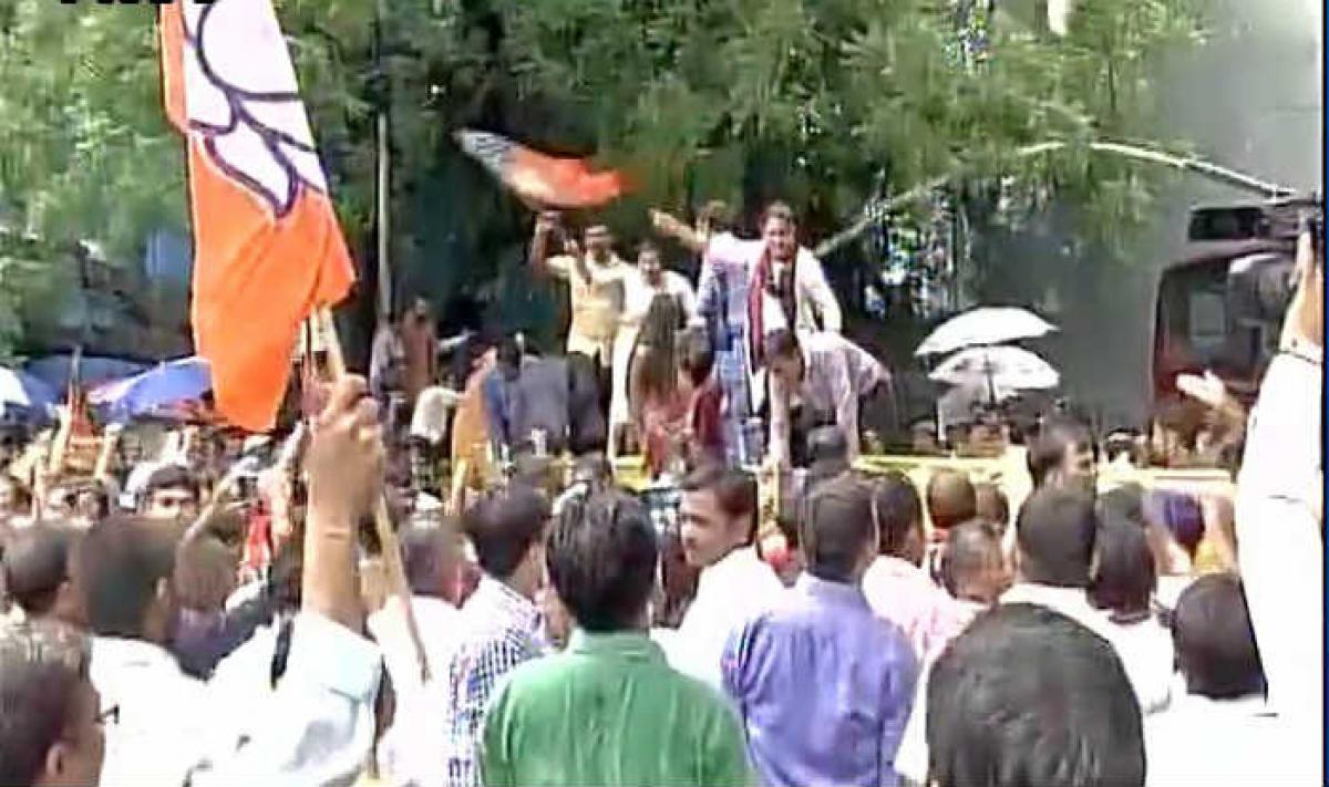 BJP protesters demand AAP Ministers expulsion