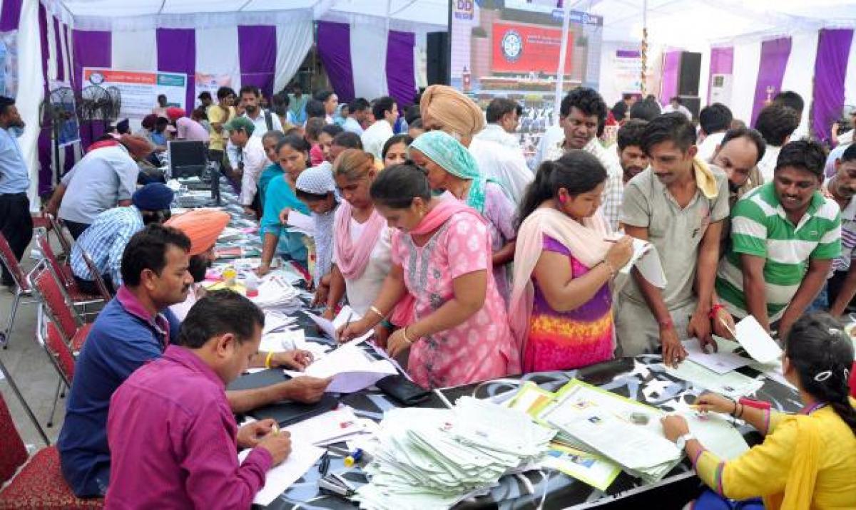 Jan Dhan deposits stabilise; Rs 1,487 cr in 7 days