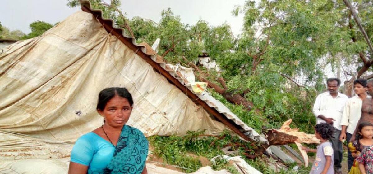 Sudden rains raze houses in Pinapaka